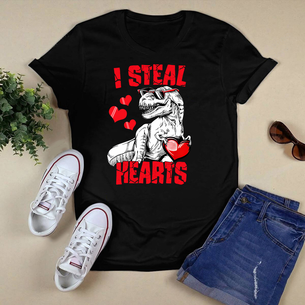 I STEAL HEARTS.png