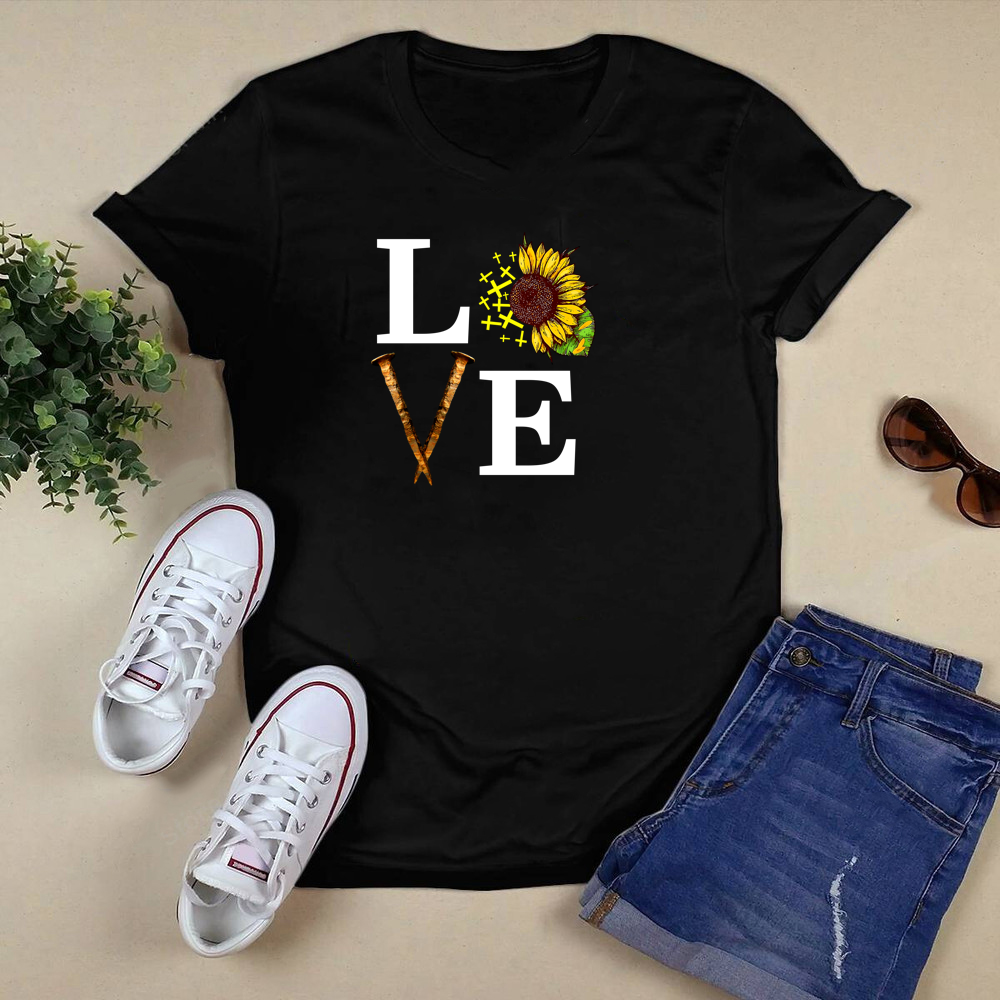 love nail t-shitr.png