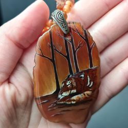 Tiger necklace Agate necklace Real oil painting of tiger Lacquer miniature