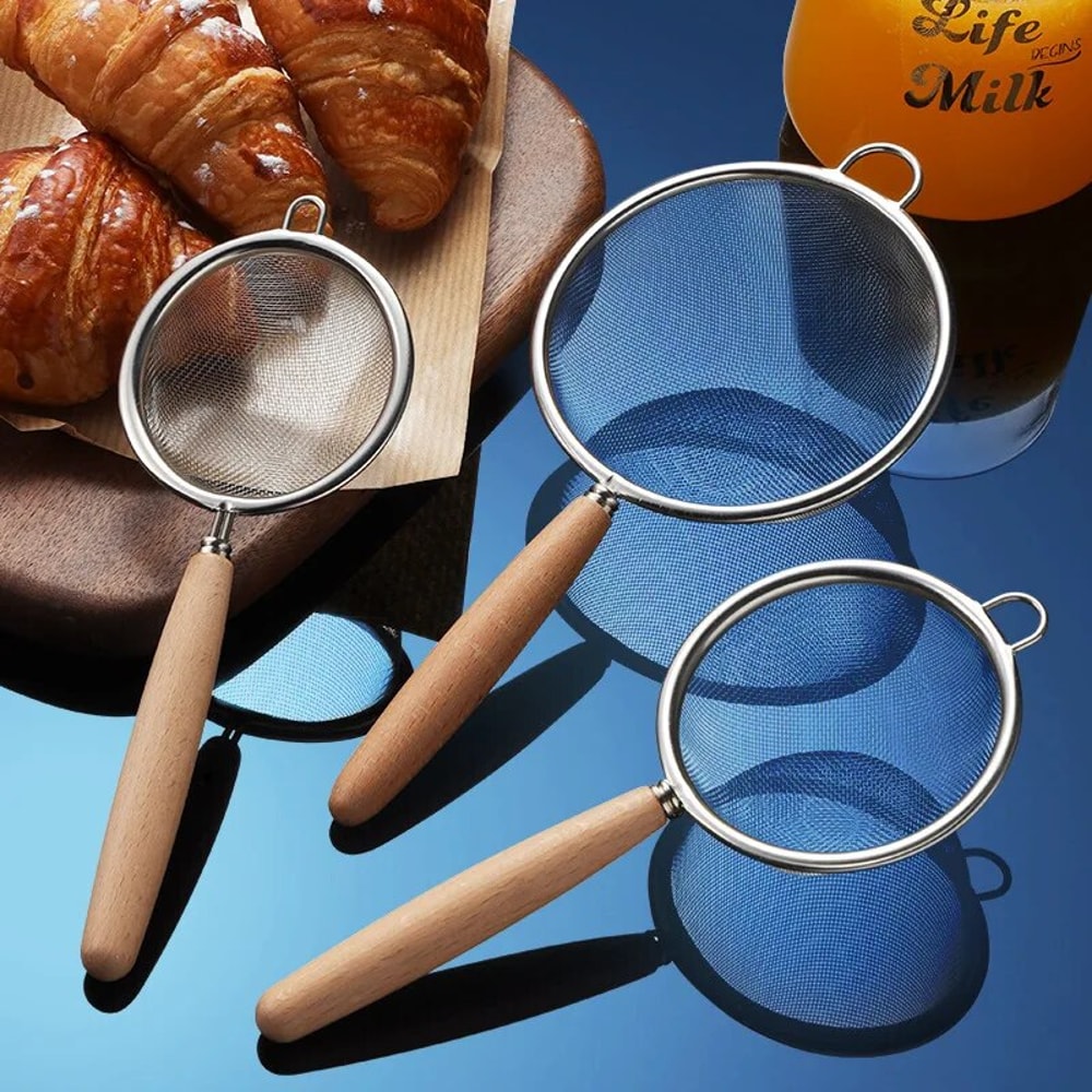 Stainless Steel Mesh Filter Spoon With Wooden Handle For Frying Flour Straining 3