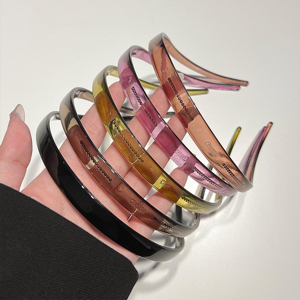 Trendy Acrylic Hairband For Women Toothed AntiSlip Fashion Headband 2