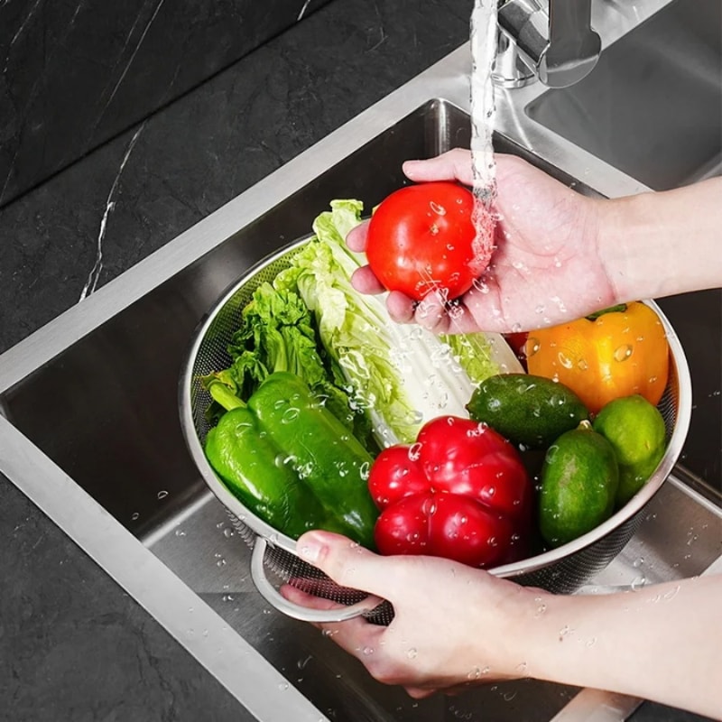 Stainless Steel Colander With Double Handles Fine Mesh Strainer For Fruits Vegetables And Pasta 1