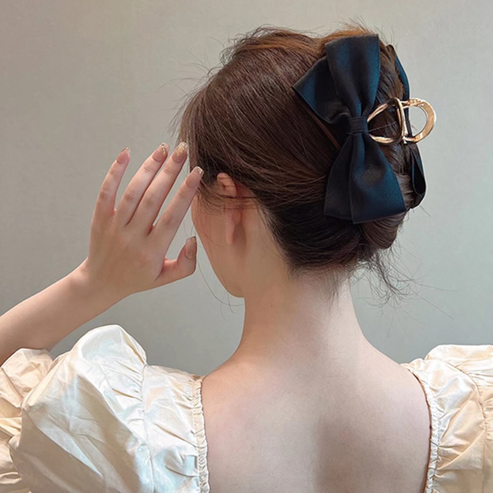 Elegant Black Satin Bow Hair Clip Womens Summer Headwear Temperament Shark Clip For All Hair Types 3
