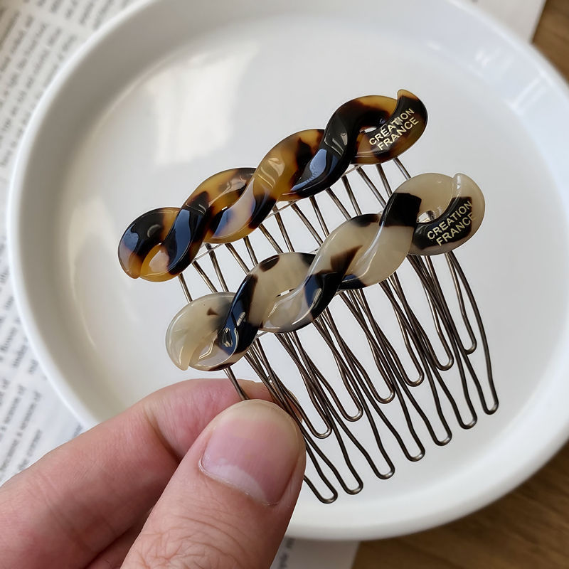 Twisted Hair Comb Elegant Side Hairpin For Women Fashionable Hair Accessory For Parties Weddings 0