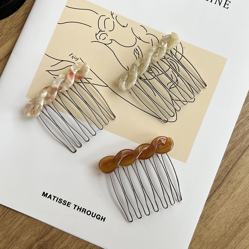 Twisted Hair Comb Elegant Side Hairpin For Women Fashionable Hair Accessory For Parties Weddings 1