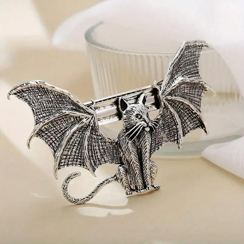 Gothic Flying Cat Hair Clip Vintage Alloy Barrette For Women Perfect For Halloween Cosplay 0
