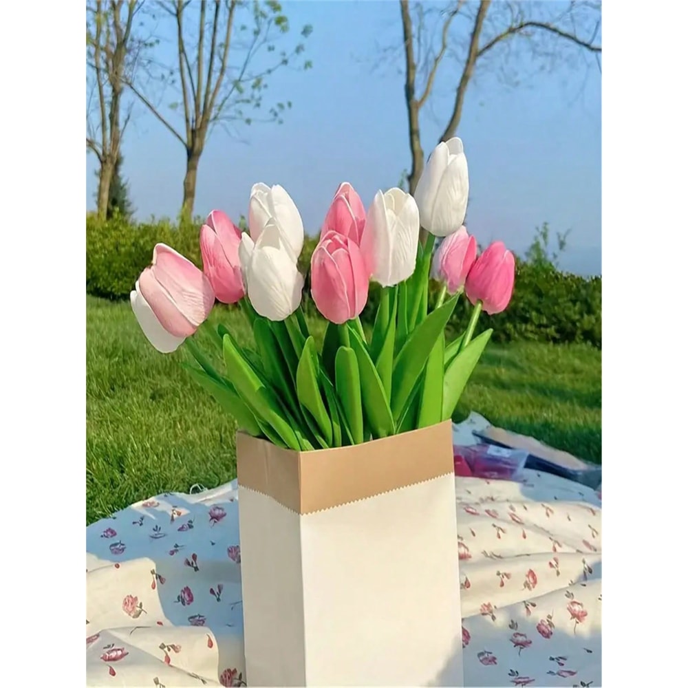 Set Of Realistic Artificial Tulips For Home And Anniversary Decoration 1