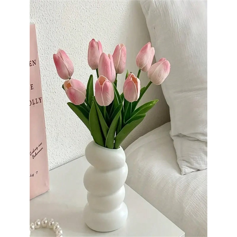 Set Of Realistic Artificial Tulips For Home And Anniversary Decoration 0