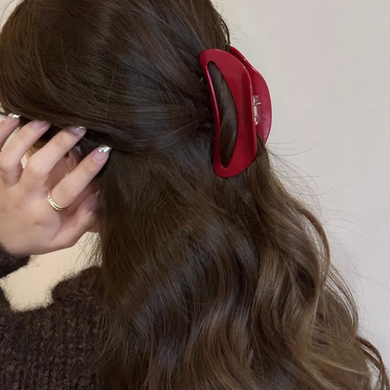 Geometric Red Vinegar Clip Hair Accessory For New Year Elegance 2