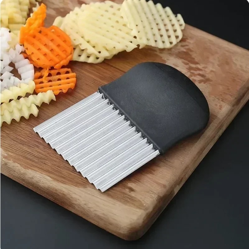 Stainless Steel Wavy Potato Cutter Knife – Perfect for Slicing Potatoes, Vegetables, and More