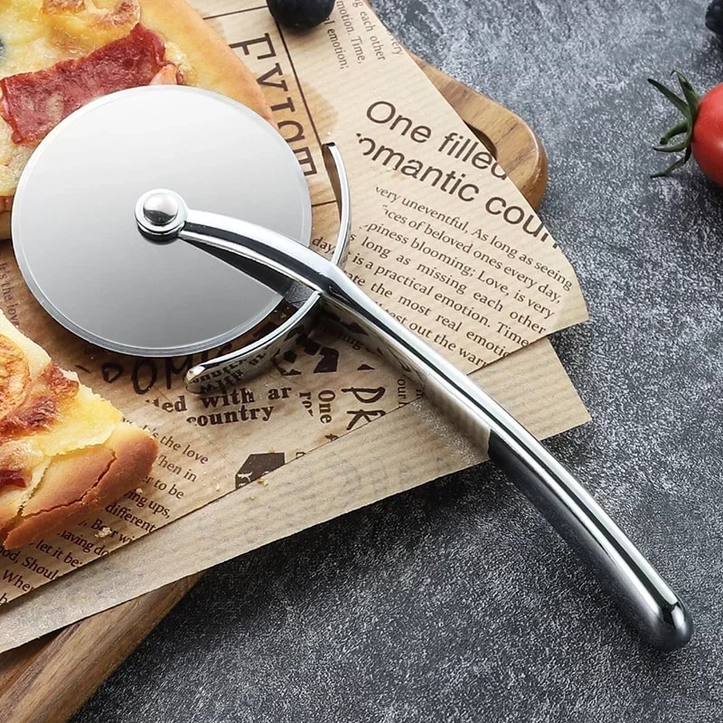 Pizza Cutter Stainless Steel Wheel With Zinc Alloy Handle Precision Slicing Tool For Pizzas Cakes 2