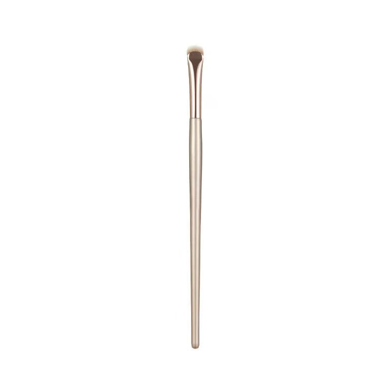 Precision Curved Eyeliner Brush For Sharp And Defined Liner Ideal For Aegyo Sal And Small Eye Make 0
