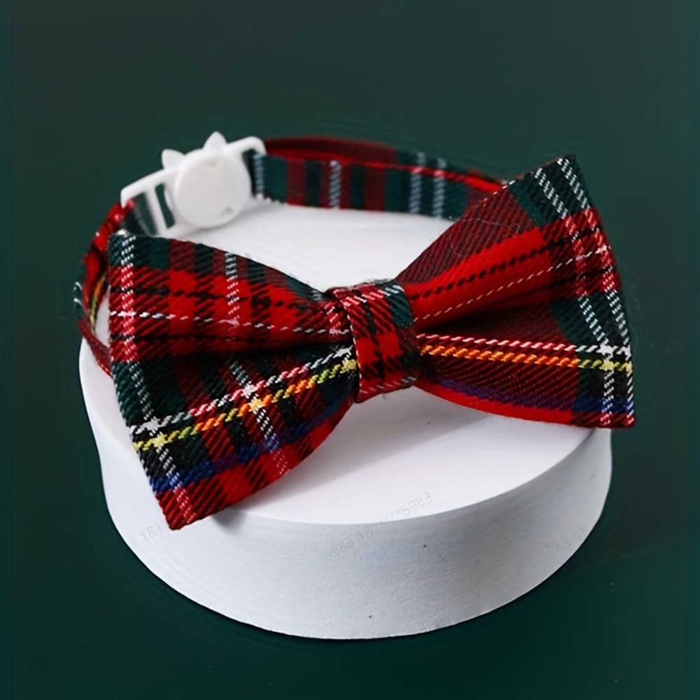 Cute Plaid Christmas Cat Collar With Bow Tie And Bell Adjustable Elastic Pet Collar For Dogs And C 0