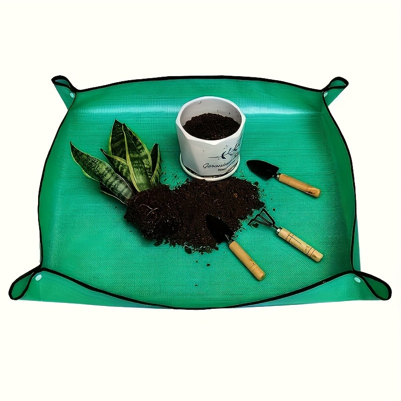 Foldable Waterproof Garden Potting Pad For Easy Plant Transplanting 1