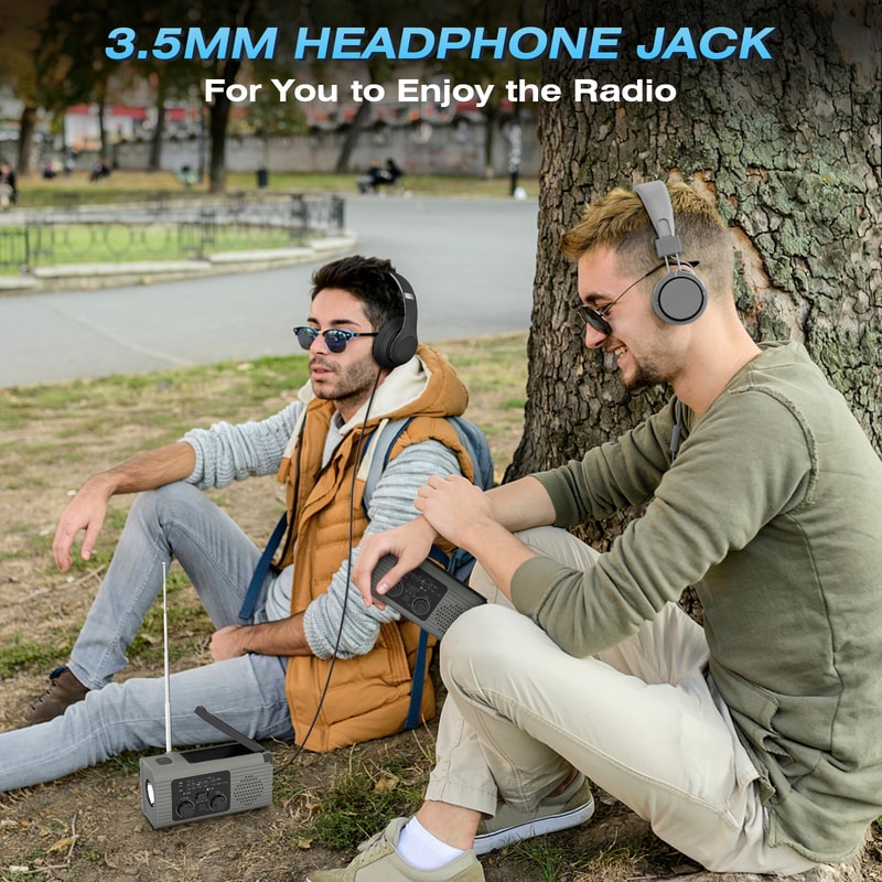 Multifunctional Solar Hand Cranked Radio With Power Bank Emergency Light 2