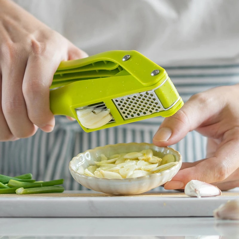Garlic Press And Slicer Manual Pull Kitchen Gadget 5