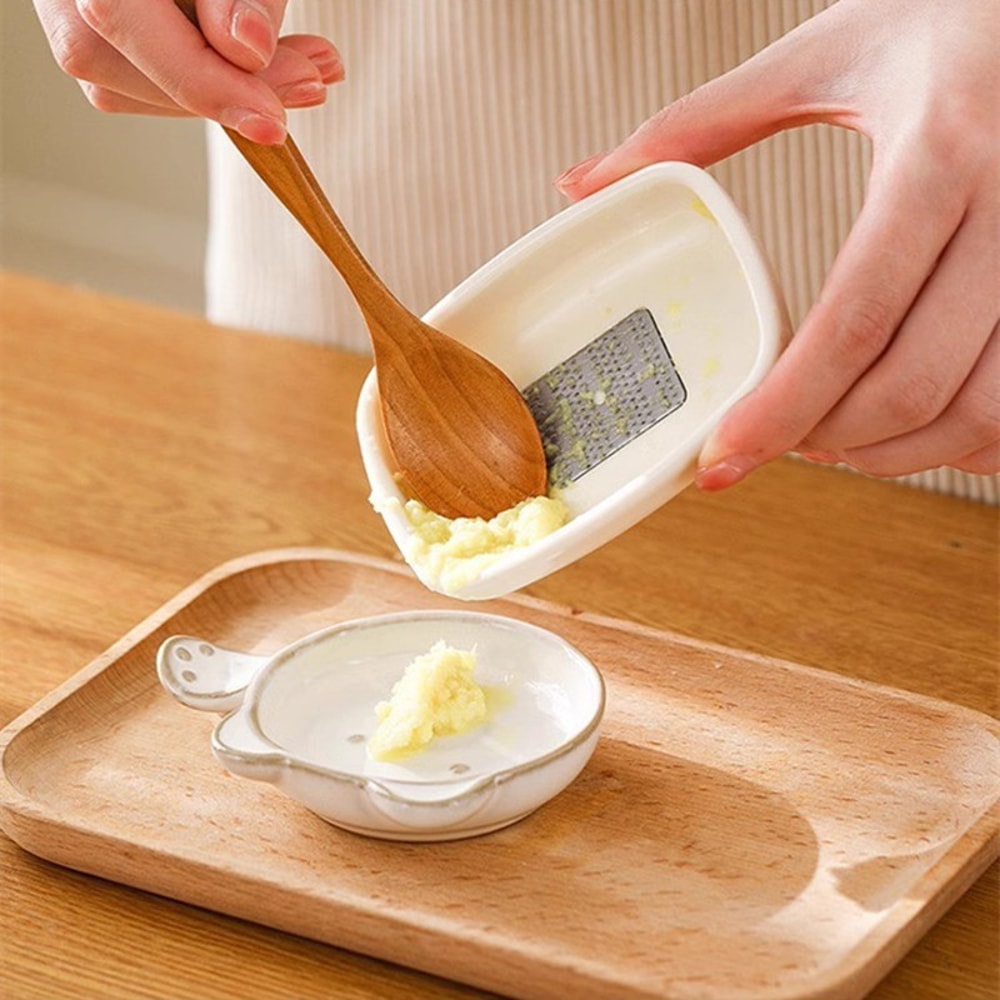 Stainless Steel Garlic Ginger Grater Manual Mini Kitchen Grater Tool 3