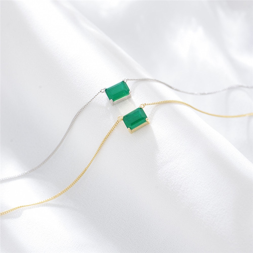 Elegant Green Gemstone Necklace Sterling Silver Pendant With Gold Finish 1