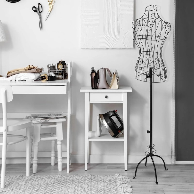 Wire Mannequin Female Metal Dress Form For Display Fashion Styling 0