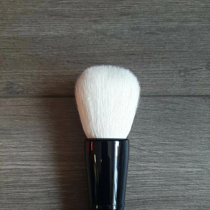 Loose Powder Brush Professional Makeup Face Brush 1