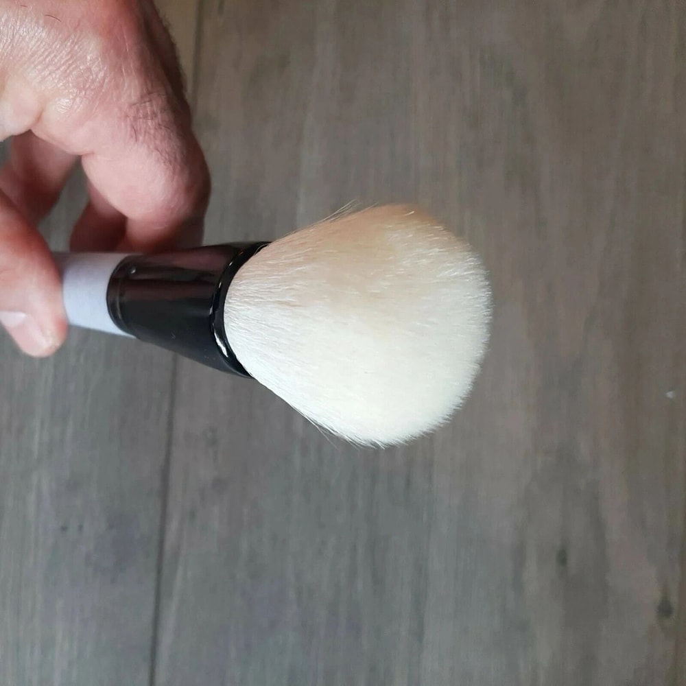 Loose Powder Brush Professional Makeup Face Brush 3