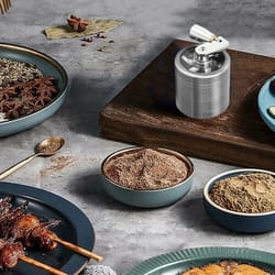 metal herb tobacco grinder spice crusher – compact & durable