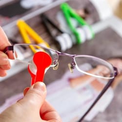 portable eyeglass cleaner kit with microfiber lens cleaner and glasses cleaning cloth