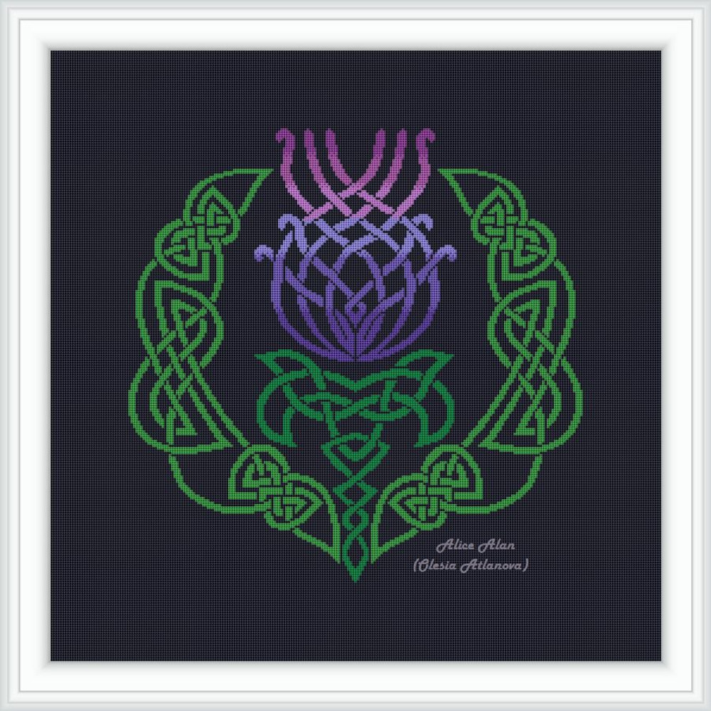 Thistle_Celtic_knot_e8.jpg