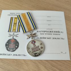 UKRAINIAN AWARD MEDAL TRIDENT "FOR MILITARY VALOR" WITH SWORDS WITH DOC. GLORY TO UKRAINE