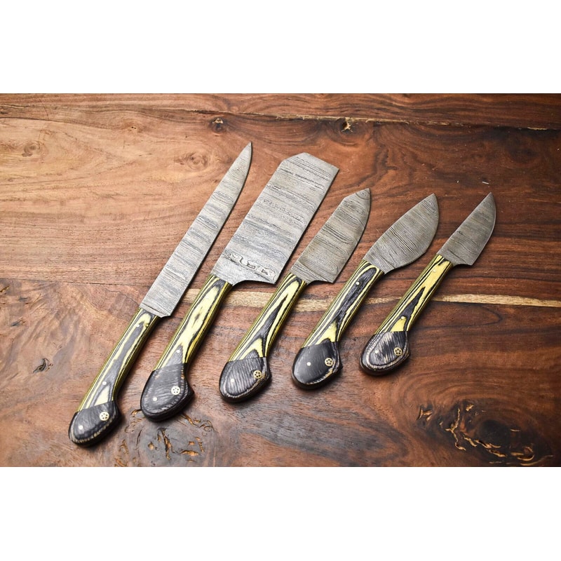 Professional 5Piece Damascus Chef Knives Set Handmade Hammered Steel Blades 1