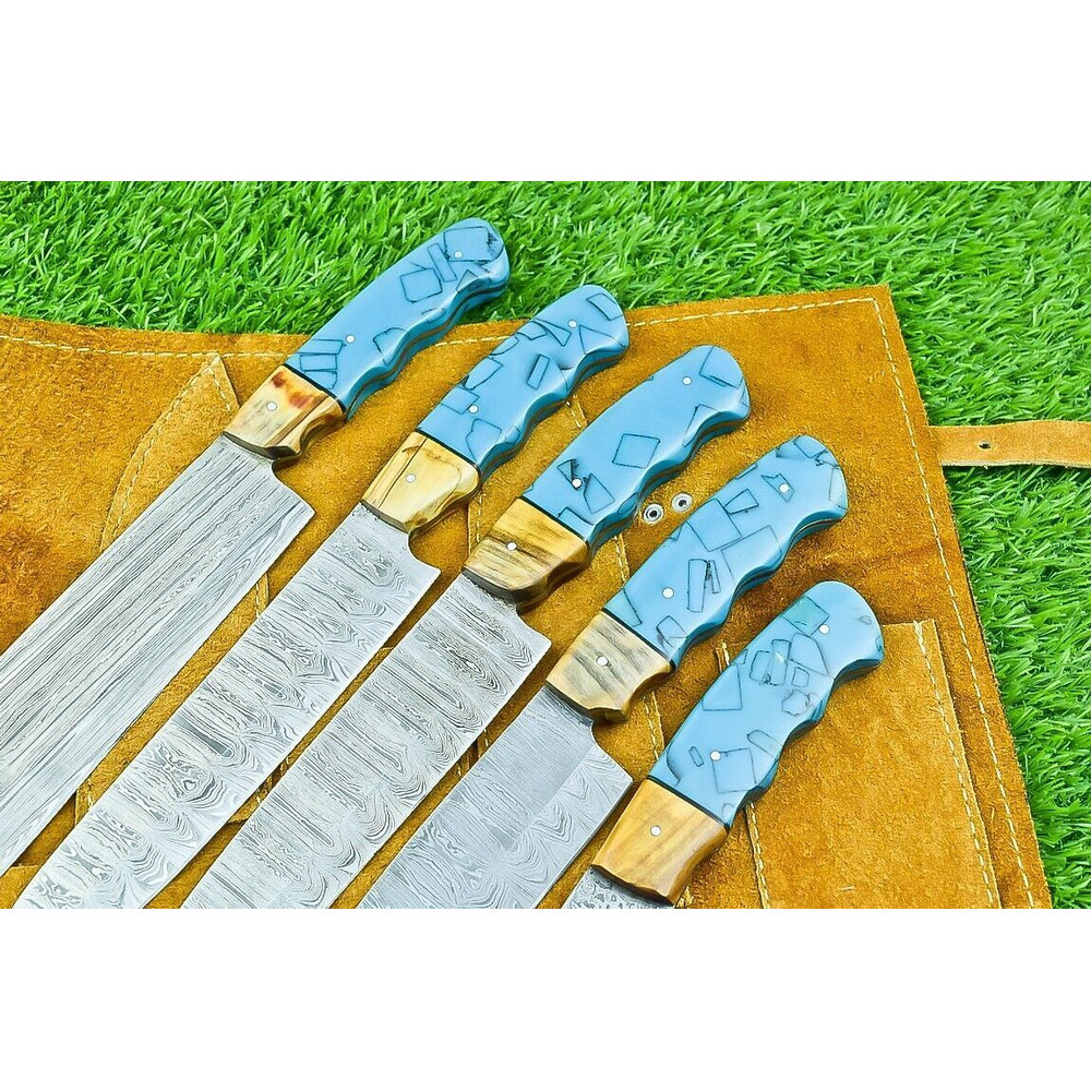 Handmade Damascus Steel Chef Knives Set 5 Premium Forged Hammered Blades 1