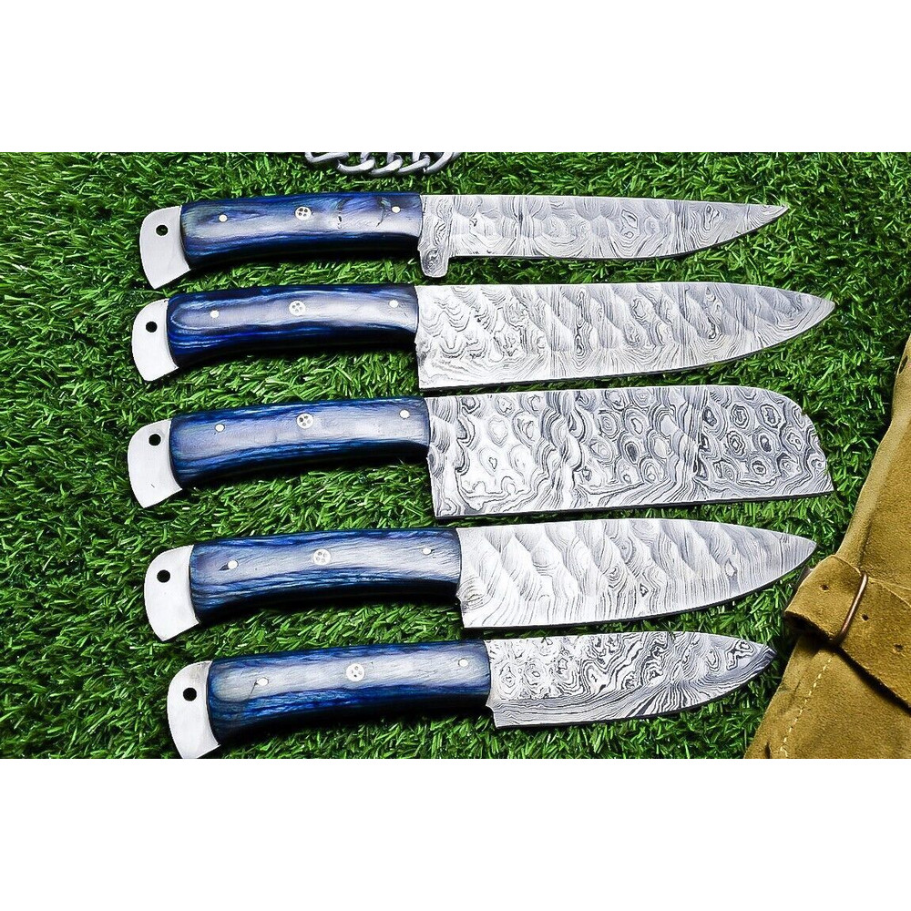 Premium Handmade Damascus Steel Knives 5Piece Chef Set With Wooden Handles 1