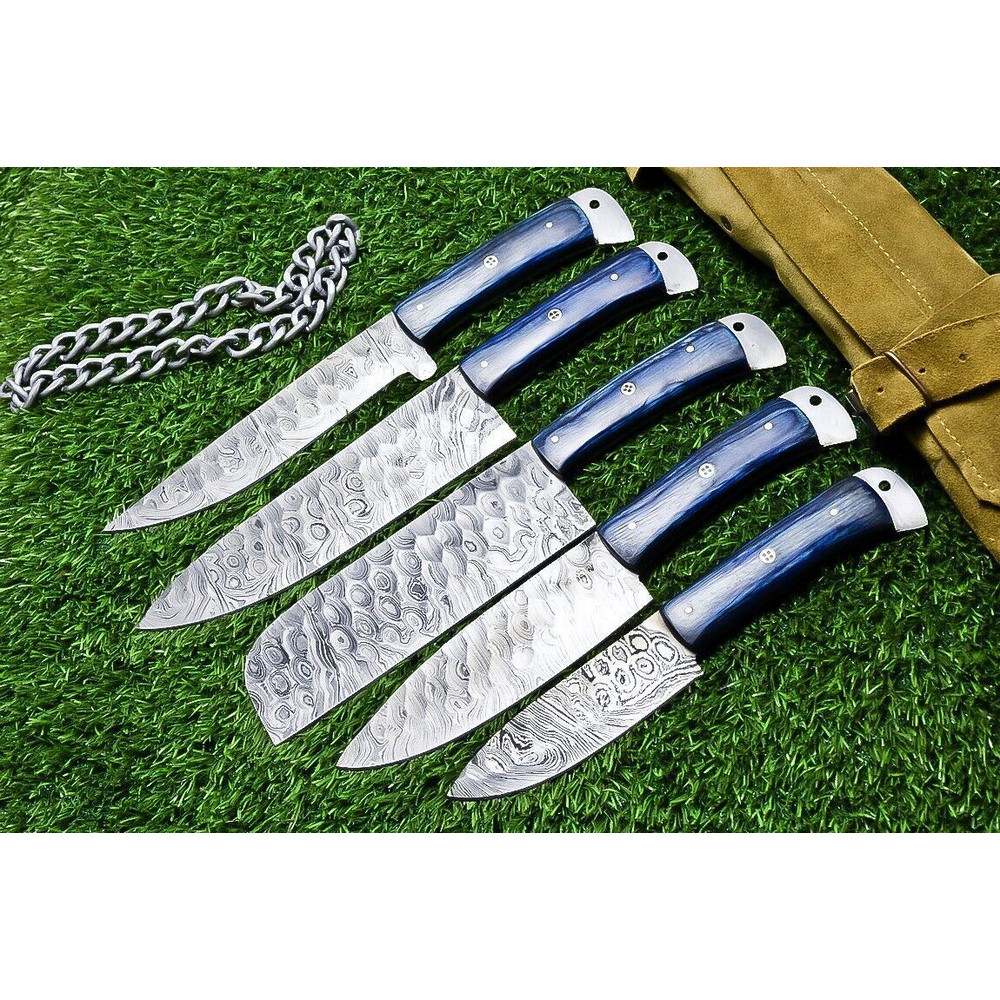 Premium Handmade Damascus Steel Knives 5Piece Chef Set With Wooden Handles 0