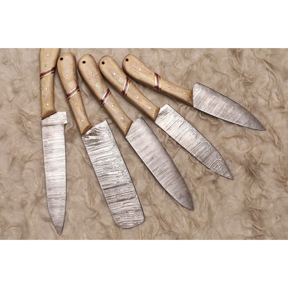 Custom Damascus Steel Chef Knife Set For Professional Kitchens 4
