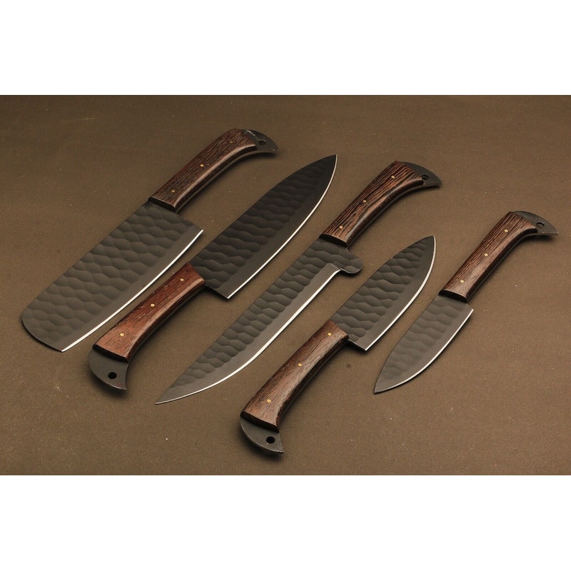 Professional Grade Handmade Damascus Chef Knives With Rosewood 1