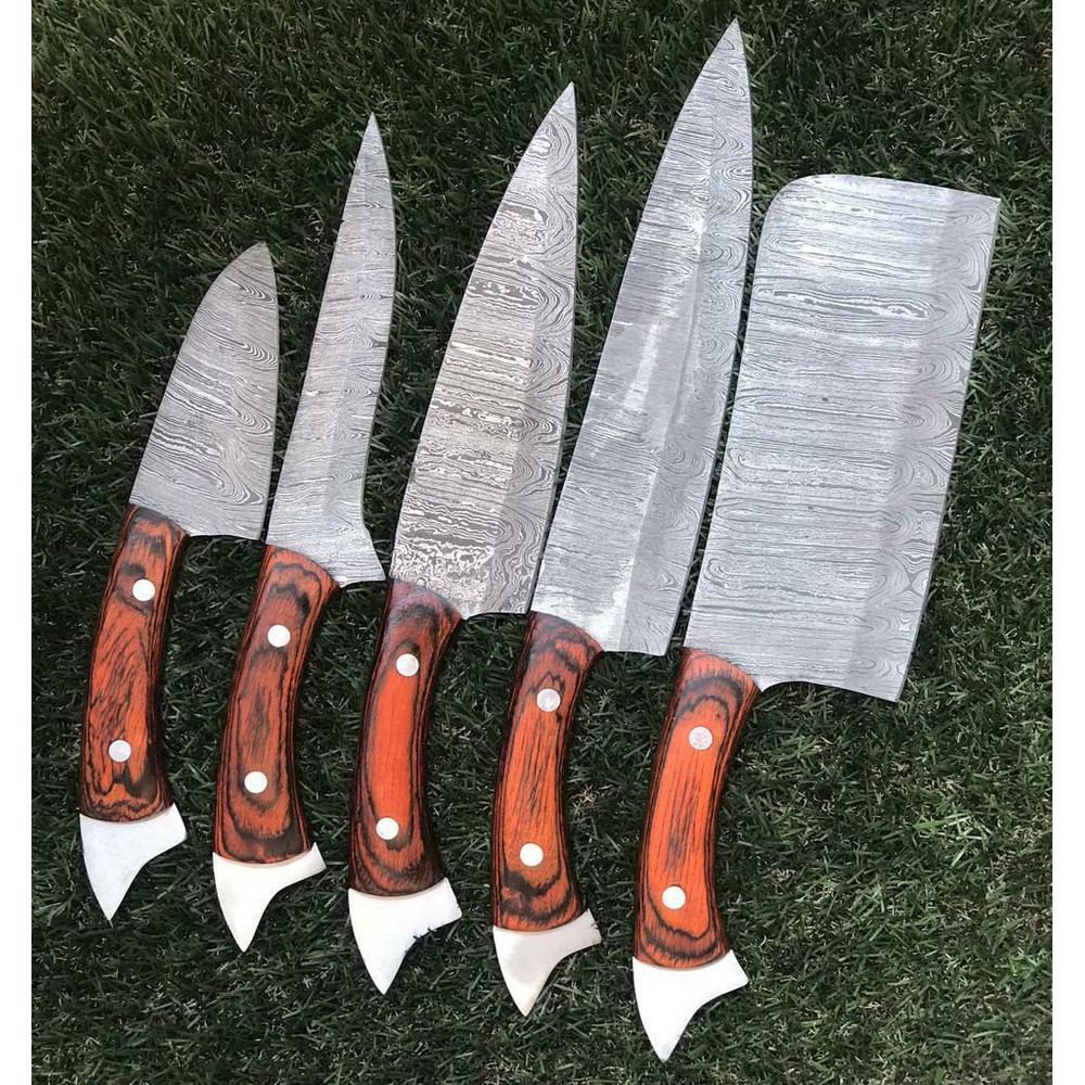 Twist Pattern Damascus Chef Knife Set Handmade Kitchen Knives 1