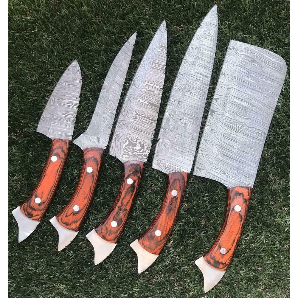 Twist Pattern Damascus Chef Knife Set Handmade Kitchen Knives 0