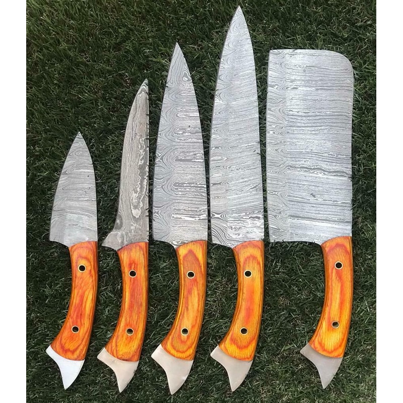 Handcrafted Damascus Steel Chef Knives Unique Rosewood Design 2