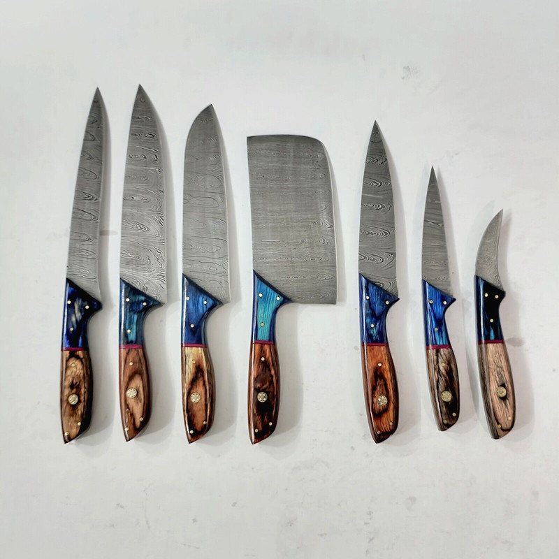 Damascus Knife Set 7 Pieces Handmade Chef Skinner Camping Knives 4