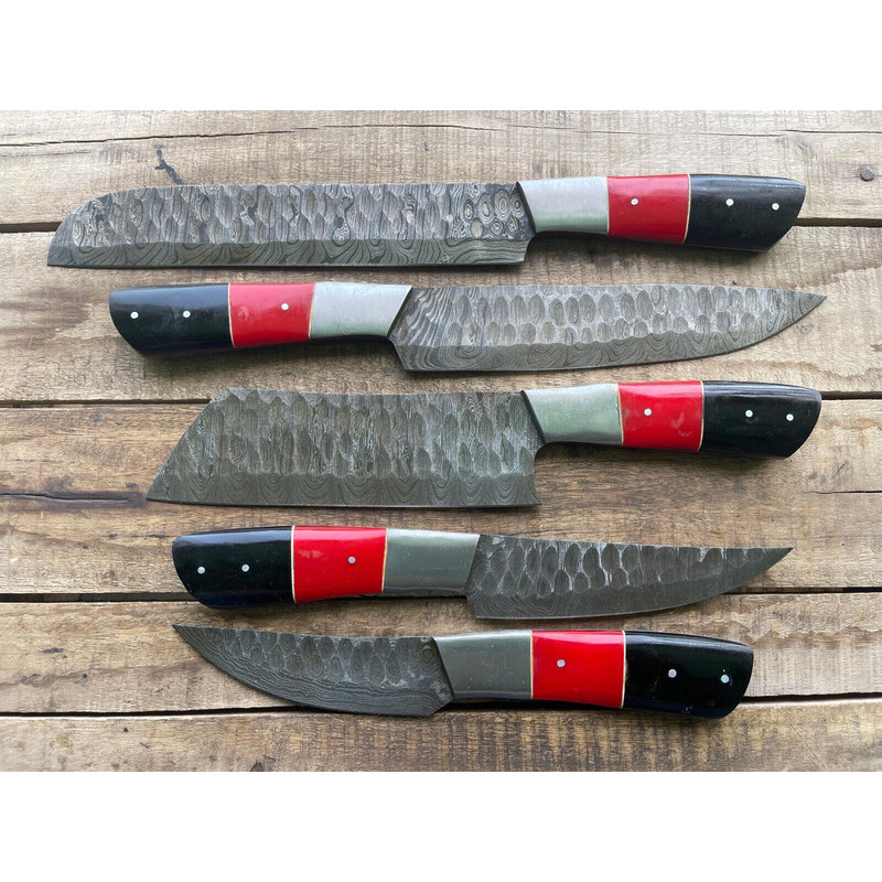 Luxury 5PCS Custom Forged Damascus Steel Chef Knife Set For Kitchen Use 1