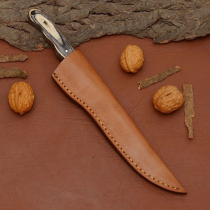 Heritage Series Handmade Damascus Steel Chef Knife  Wood Grip  Leather Sheath 3