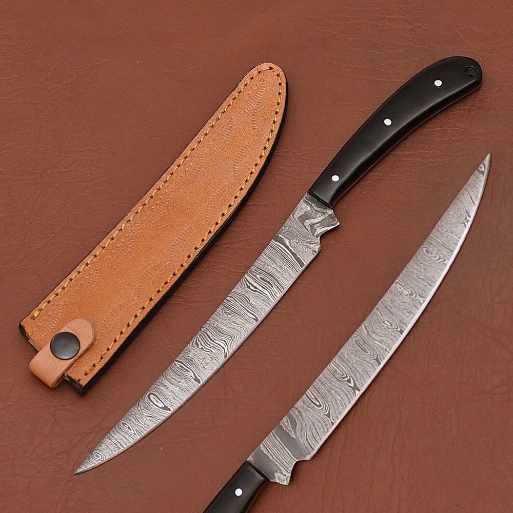 Artisan Damascus Steel Knife Custom Made Chef Knife With Leather Sheath 0
