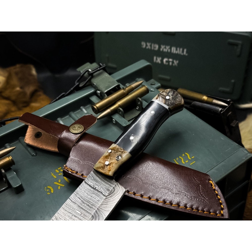 Artisan Damascus Steel Knife Custom Made Chef Knife With Leather Sheath 2