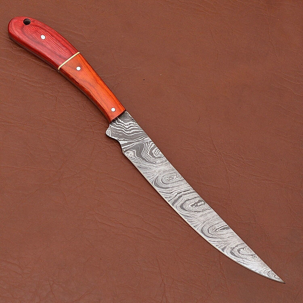 Custom Damascus Steel Kitchen Knife Sharp 7 Blade For Professional Use 1