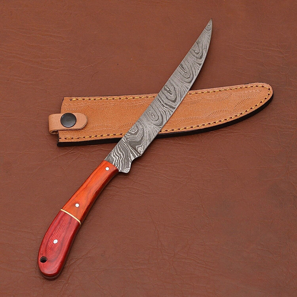 Custom Damascus Steel Kitchen Knife Sharp 7 Blade For Professional Use 3