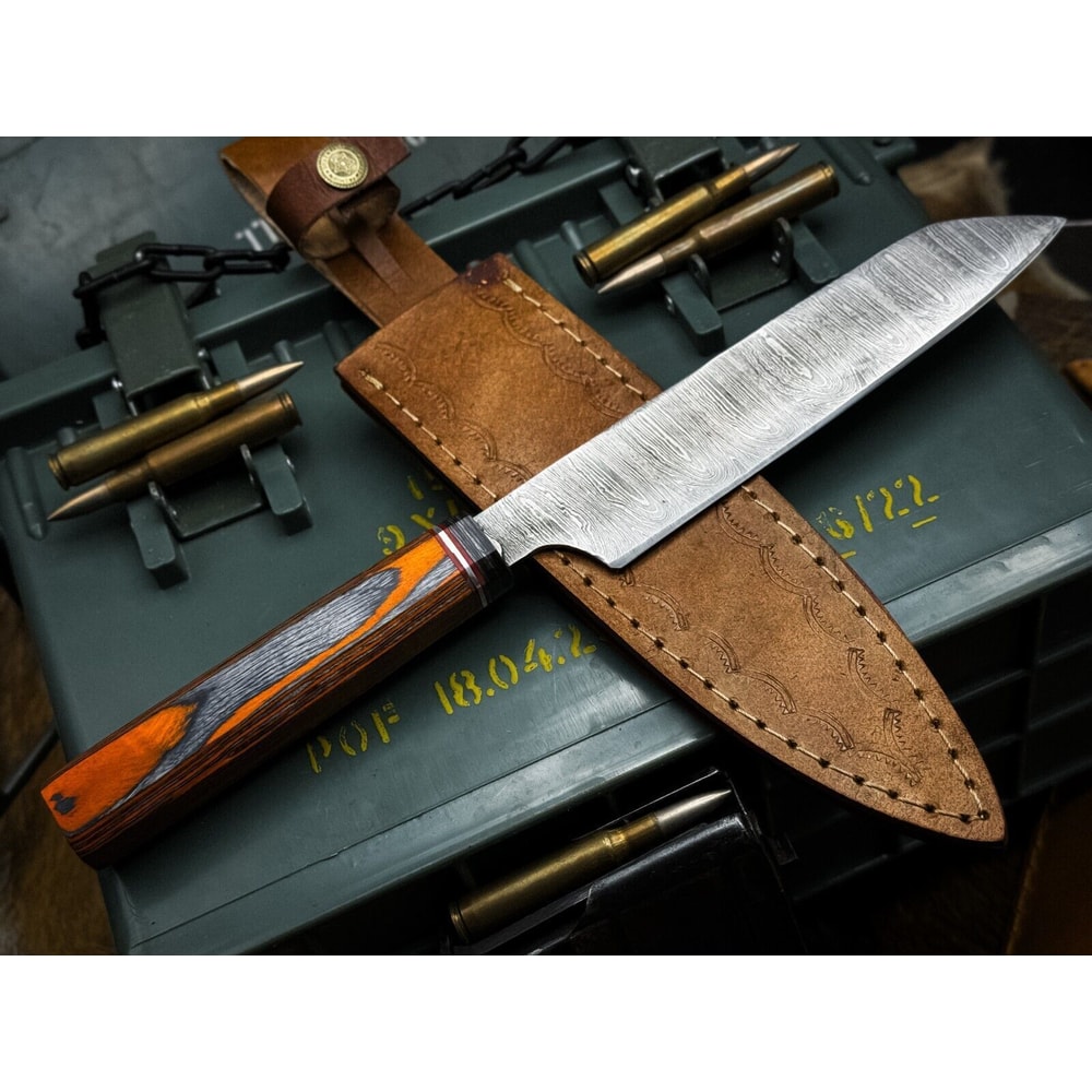 Exquisite Damascus Steel Kitchen Knife With Polished Wood Handle Leather Cover 1