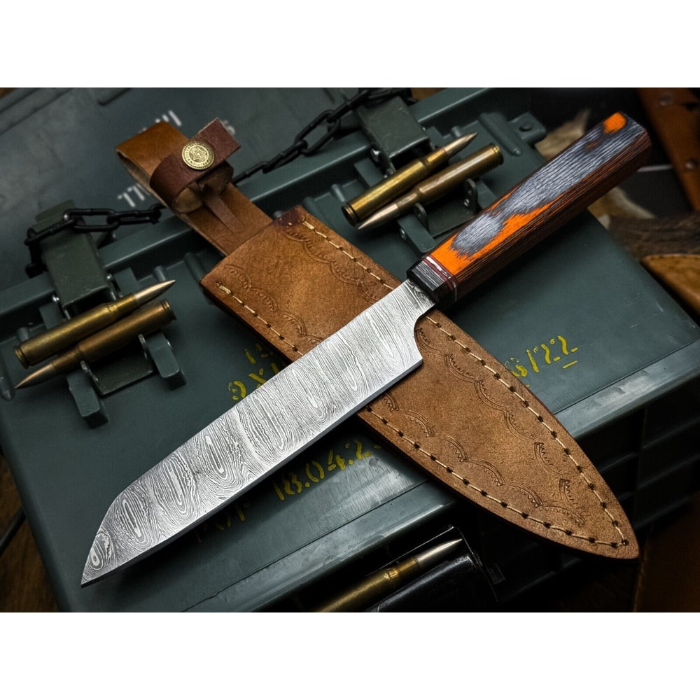 Exquisite Damascus Steel Kitchen Knife With Polished Wood Handle Leather Cover 0
