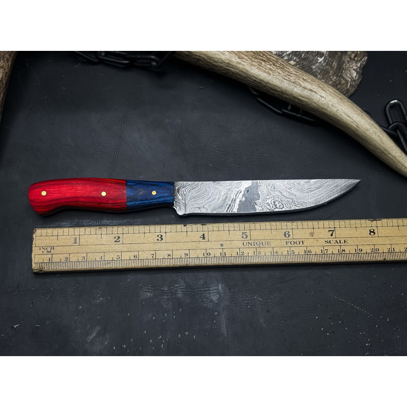 Elegant Handmade Damascus Kitchen Knife With Wooden Handle Leather Case 1