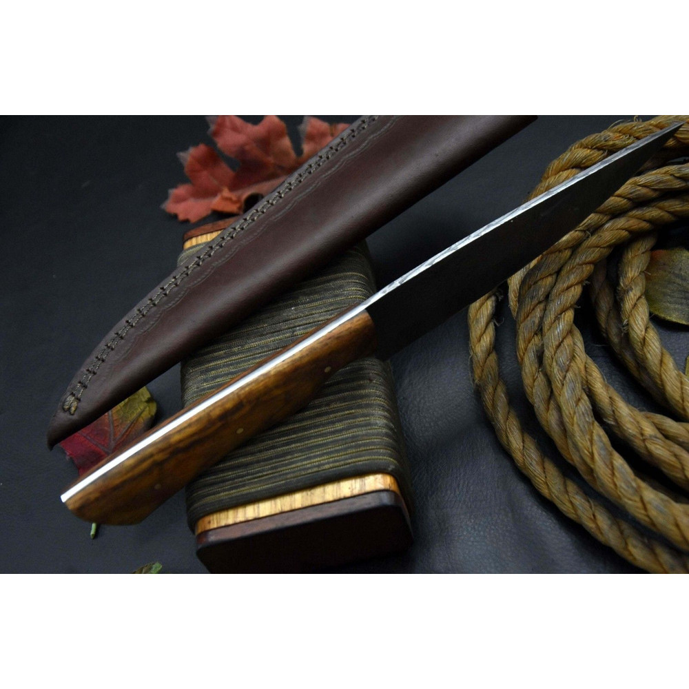 Handmade Damascus Steel Kitchen Knife Wooden Handle With Leather Sheath 3