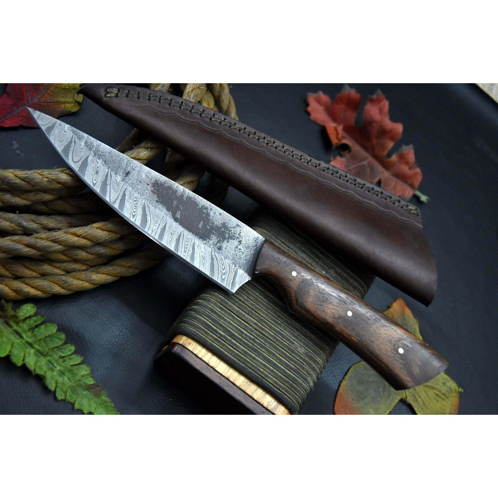 Handmade Damascus Steel Kitchen Knife Wooden Handle With Leather Sheath 1